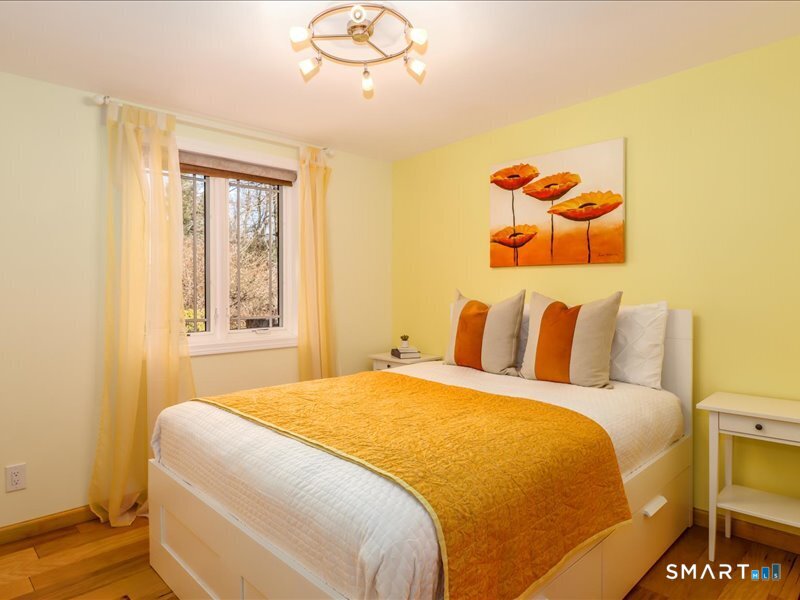 106 East Hunting Ridge Road Stamford, CT 06903 - Photo 19 of 40