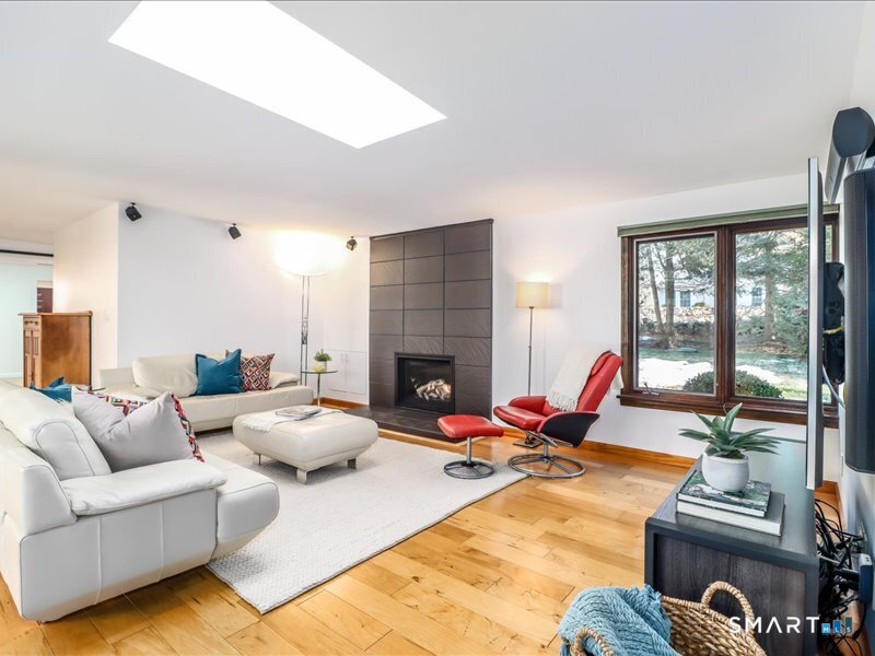 106 East Hunting Ridge Road Stamford, CT 06903 - Photo 10 of 40