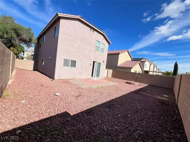 $1,950 | 6299 Maidenhair Fern Court, Las Vegas, NV 89141