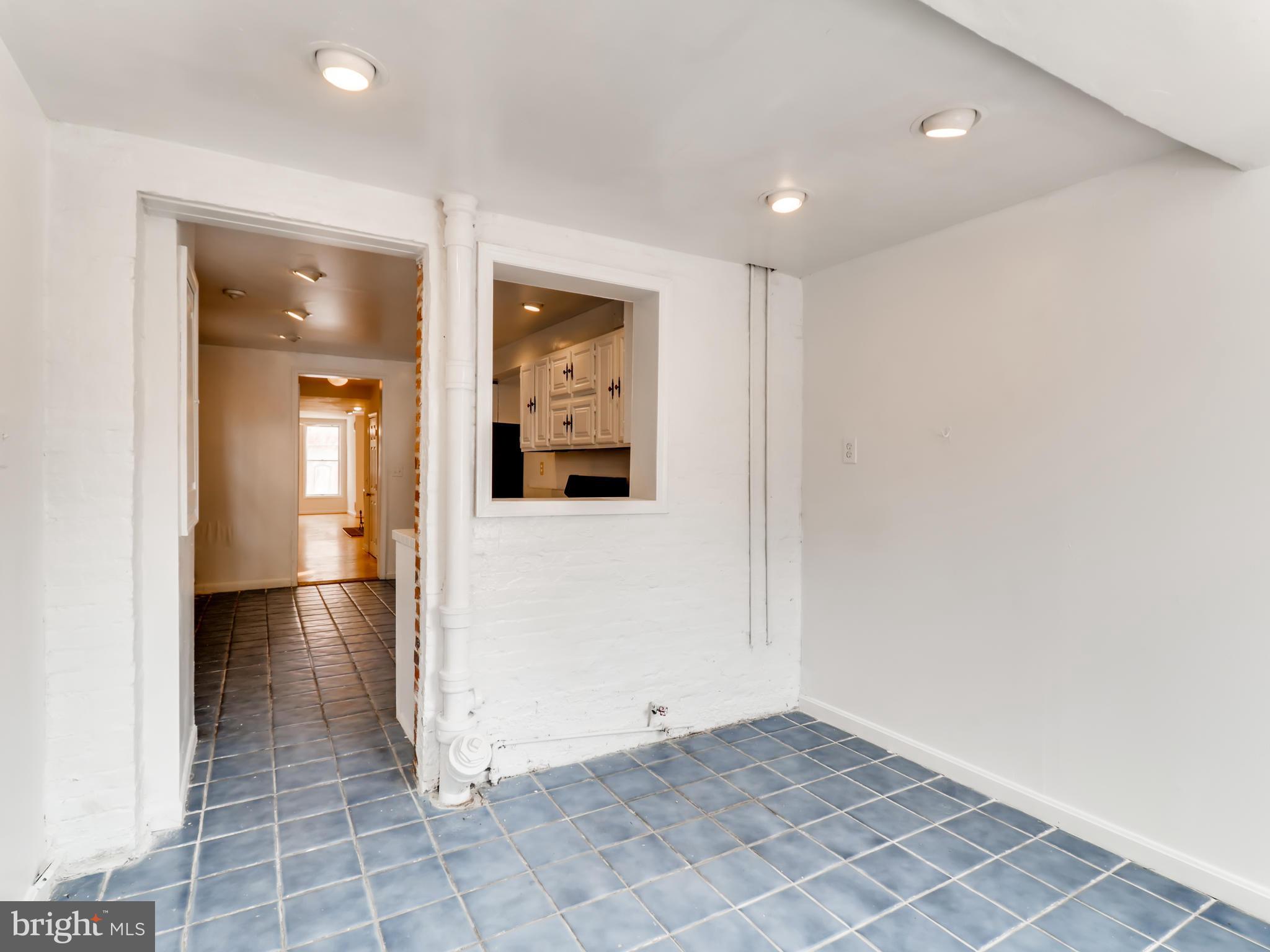 1434 Riverside Avenue Baltimore, MD 21230 - Photo 5 of 28