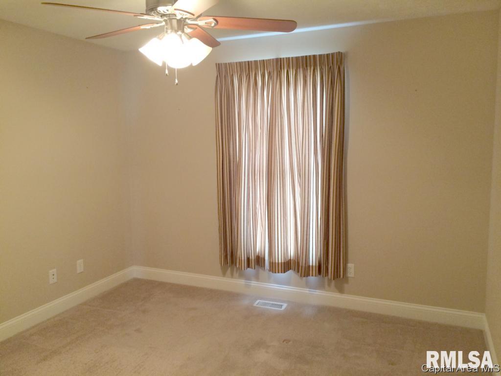 3314 Mackinaw Lane Springfield, IL 62711 - Photo 15 of 31 Gallery Image 15