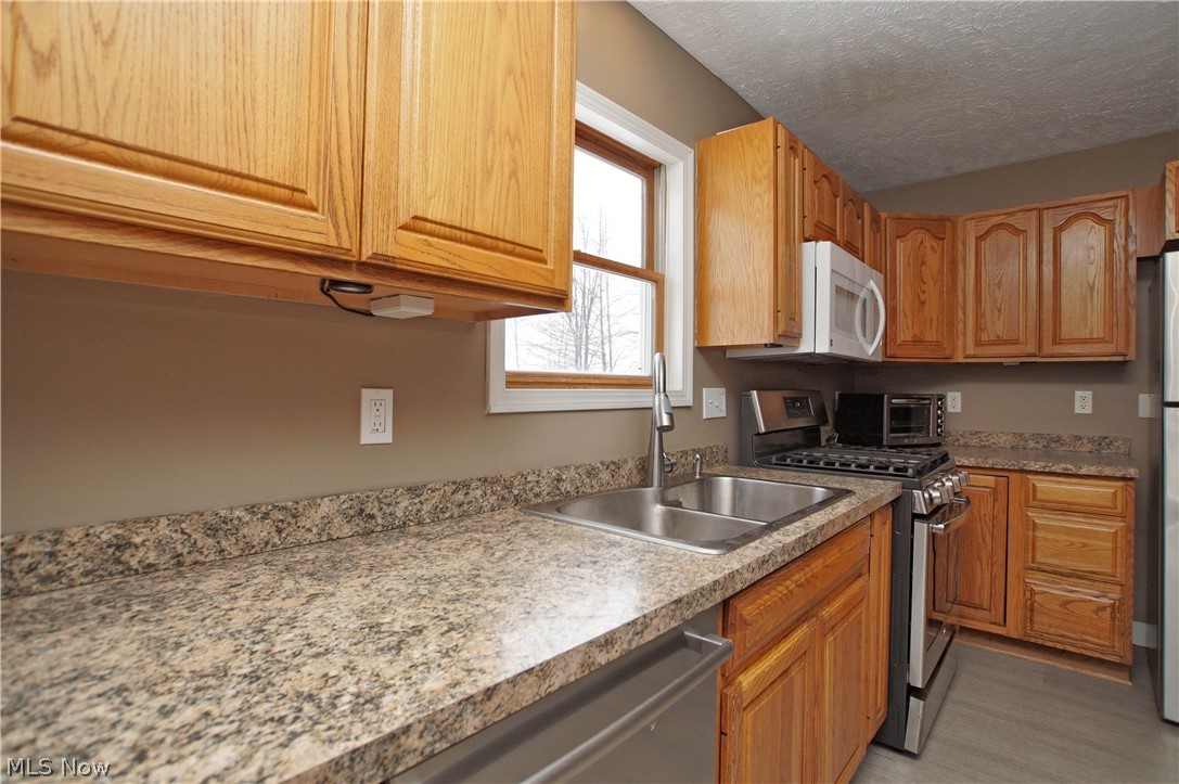 7141 Dewey Road Thompson, OH 44086 - Photo 18 of 35