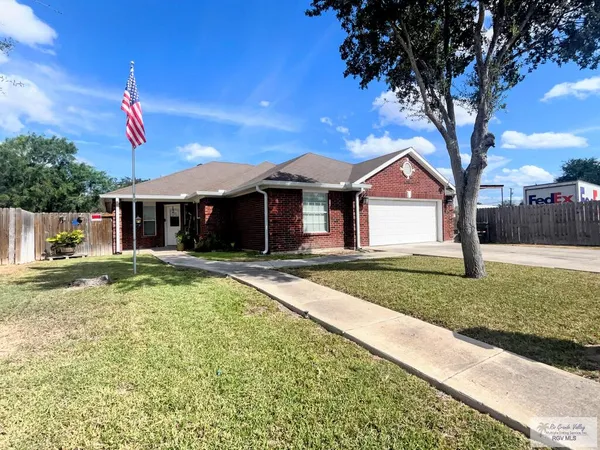 $2,600 | 2234 East Gartuck Circle, Harlingen, TX 78552