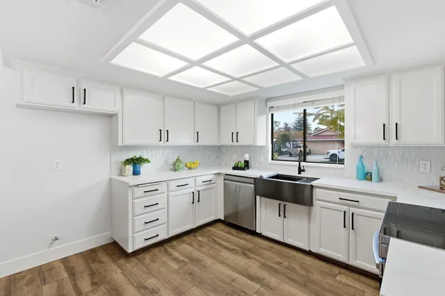 $515,000 | 2094 East El Paso Avenue, Fresno, CA 93720