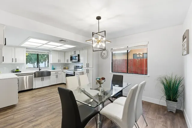 $515,000 | 2094 East El Paso Avenue, Fresno, CA 93720