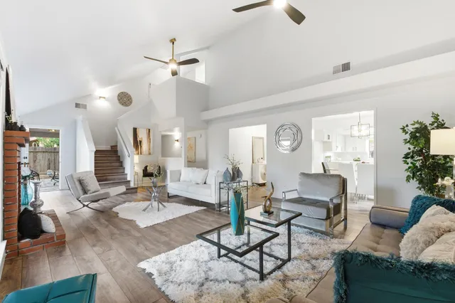 $515,000 | 2094 East El Paso Avenue, Fresno, CA 93720