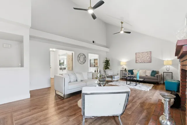 $515,000 | 2094 East El Paso Avenue, Fresno, CA 93720