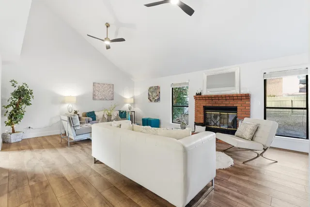 $515,000 | 2094 East El Paso Avenue, Fresno, CA 93720