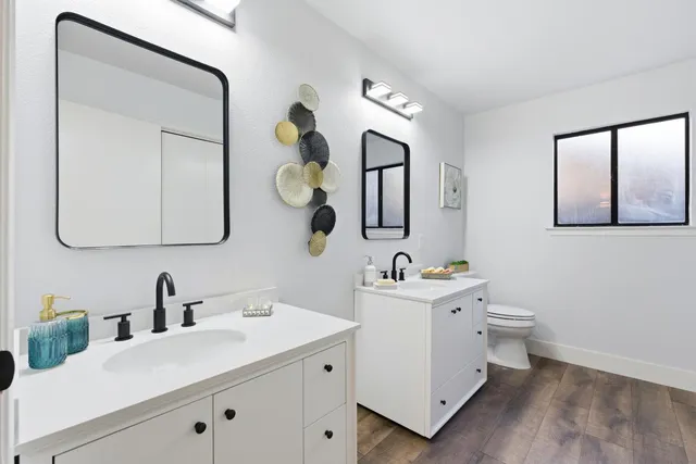 $515,000 | 2094 East El Paso Avenue, Fresno, CA 93720