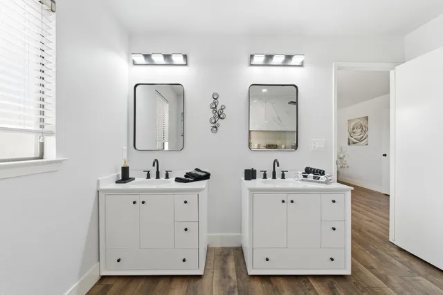 $515,000 | 2094 East El Paso Avenue, Fresno, CA 93720