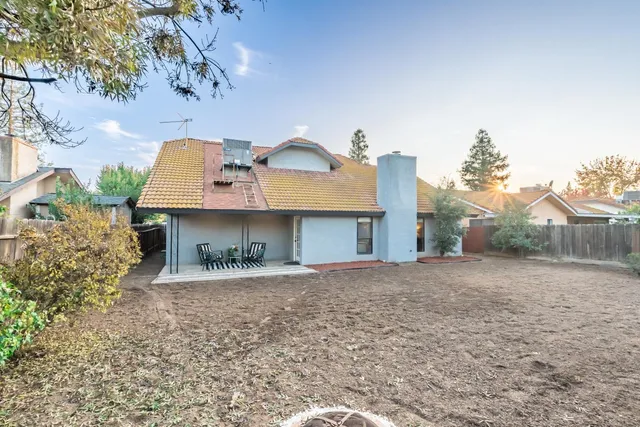 $515,000 | 2094 East El Paso Avenue, Fresno, CA 93720