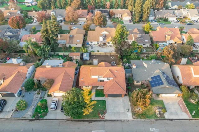 $515,000 | 2094 East El Paso Avenue, Fresno, CA 93720