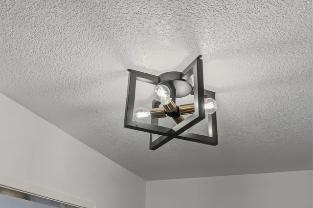 $515,000 | 2094 East El Paso Avenue, Fresno, CA 93720