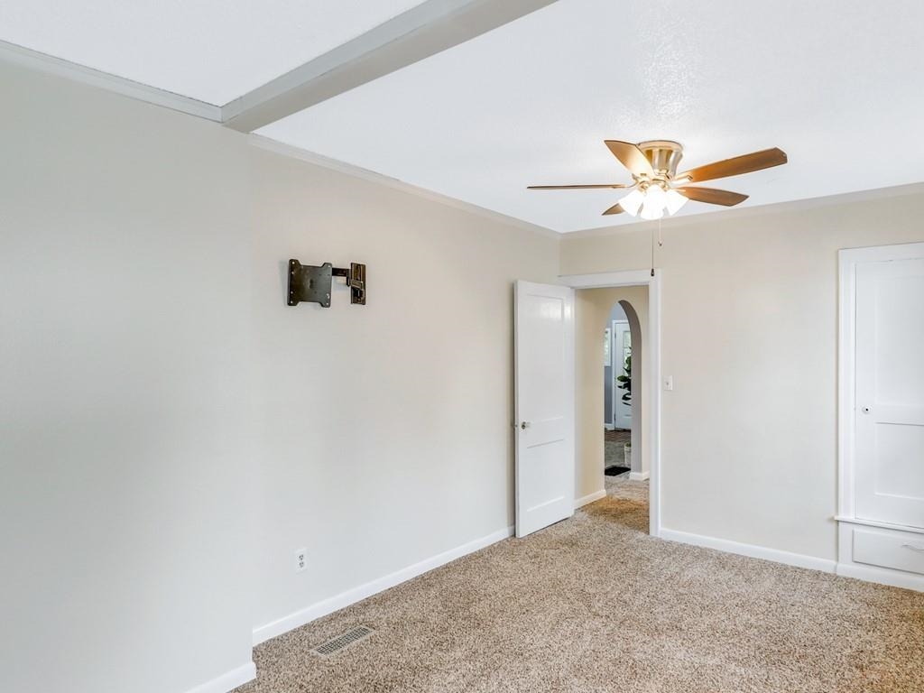 515 South Custer Road Spokane Valley, WA 99212 - Photo 14 of 39