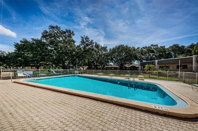 $210,000 | 11511 113th Street, Unit 35E, Largo, FL 33778