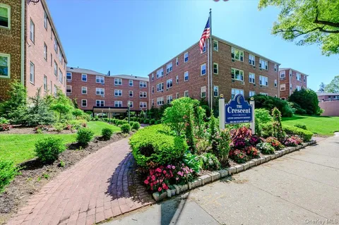 $270,000 | 280 Atlantic Avenue, Unit 240, East Rockaway, NY 11518