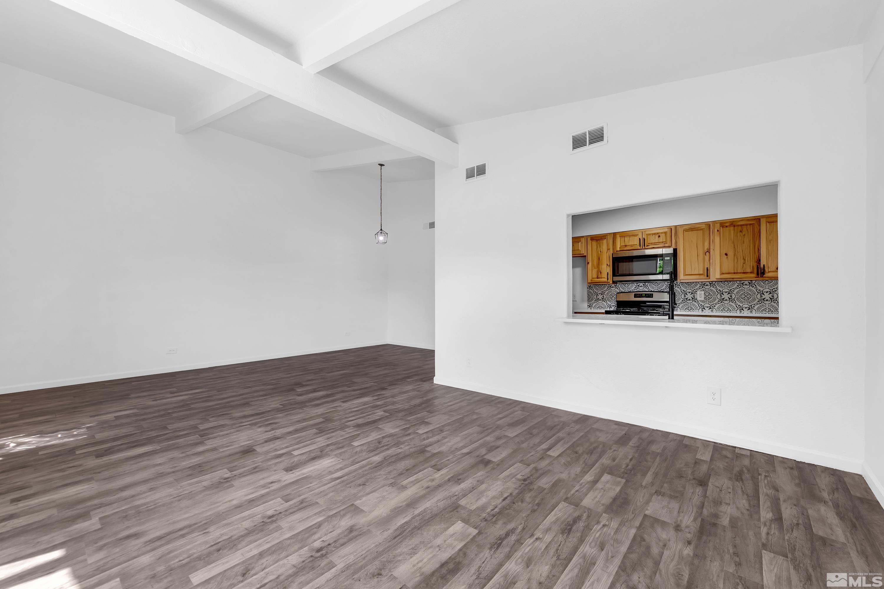 11963 Andes Street Reno, NV 89506 - Photo 5 of 40 Photo 5