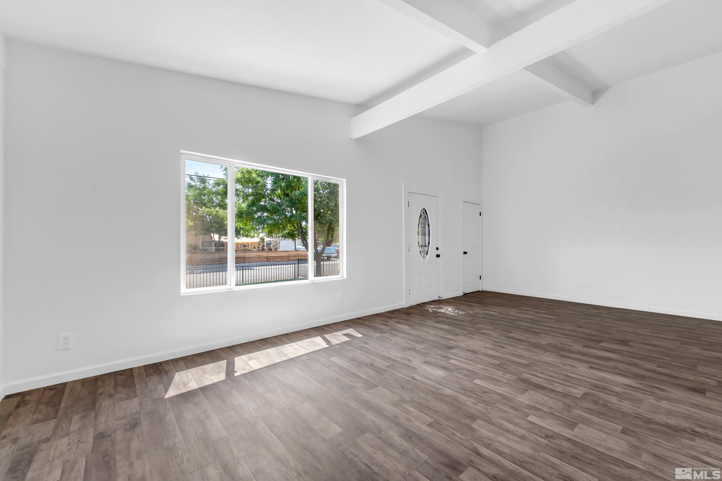 11963 Andes Street Reno, NV 89506 - Photo 7 of 40 Photo 7