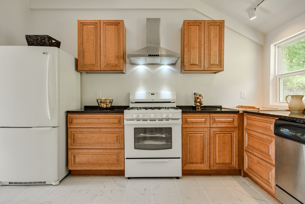 749 Edmands Road Framingham, MA 01701 - Photo 17 of 30 Gallery Image 17