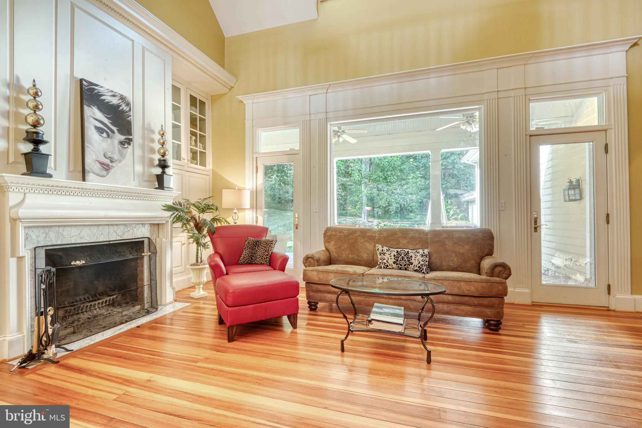 1400 Magers Landing Road Monkton, MD 21111 - Photo 19 of 46 Large windows to enjoy your outside privacy
