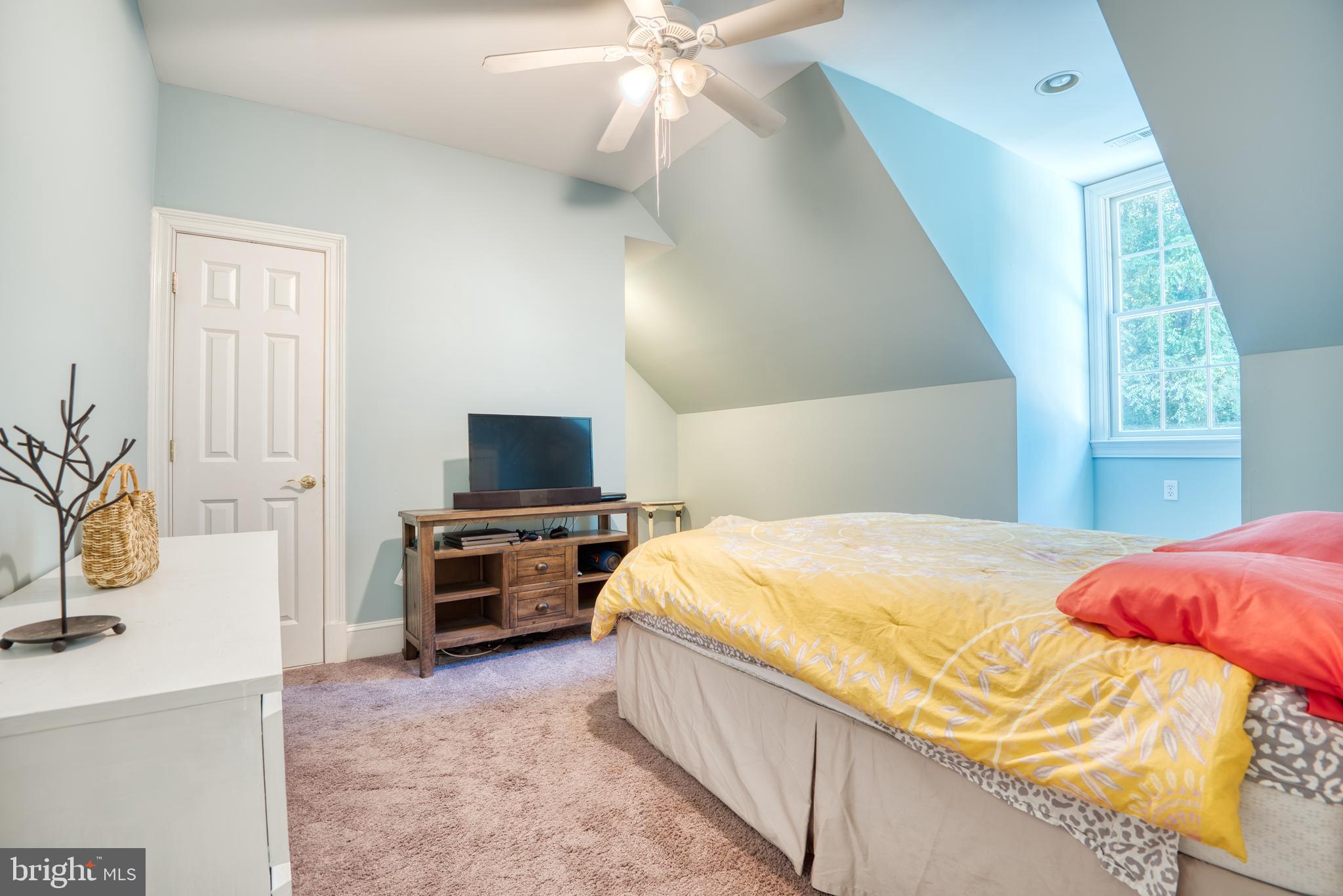 1400 Magers Landing Road Monkton, MD 21111 - Photo 27 of 46 Bedroom with Bathroom Access and Walk-In Closet