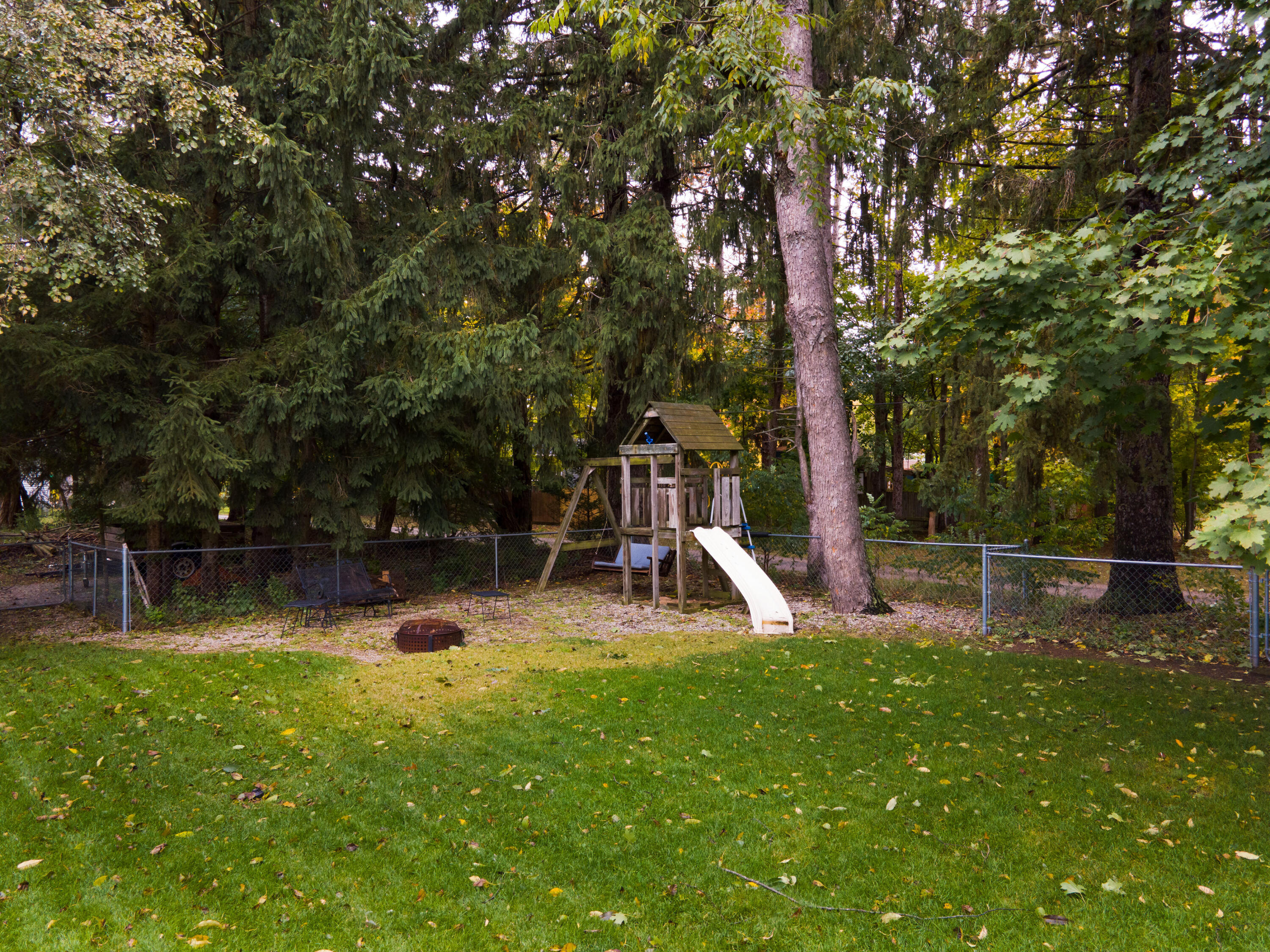 954 Andree Road Muskegon, MI 49445 - Photo 9 of 34 10. Play Area