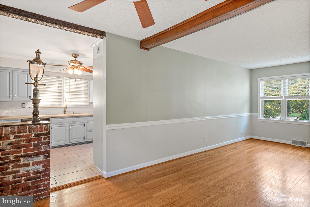 818 East Evesham Road Glendora, NJ 08029 - Photo 9 of 36 Gallery Image 9