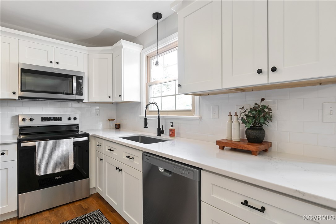 9761 Tuxford Road Chesterfield, VA 23236 - Photo 15 of 49 Kitchen with appliances with stainless steel finis