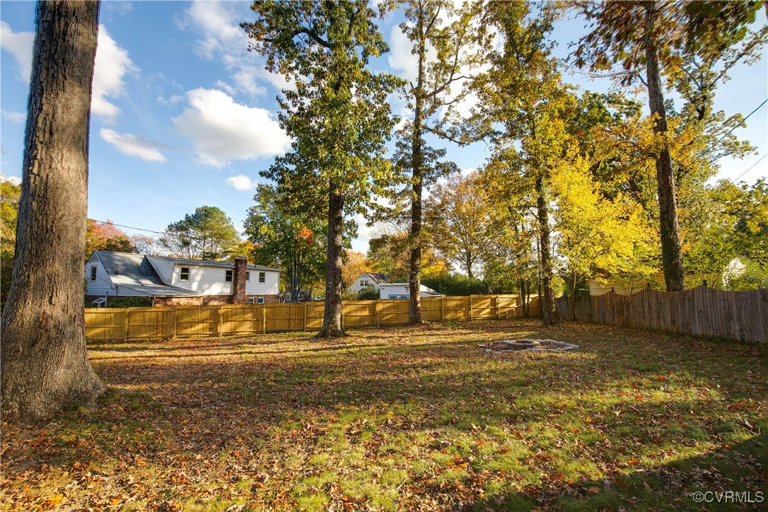 9761 Tuxford Road Chesterfield, VA 23236 - Photo 46 of 49 View of yard