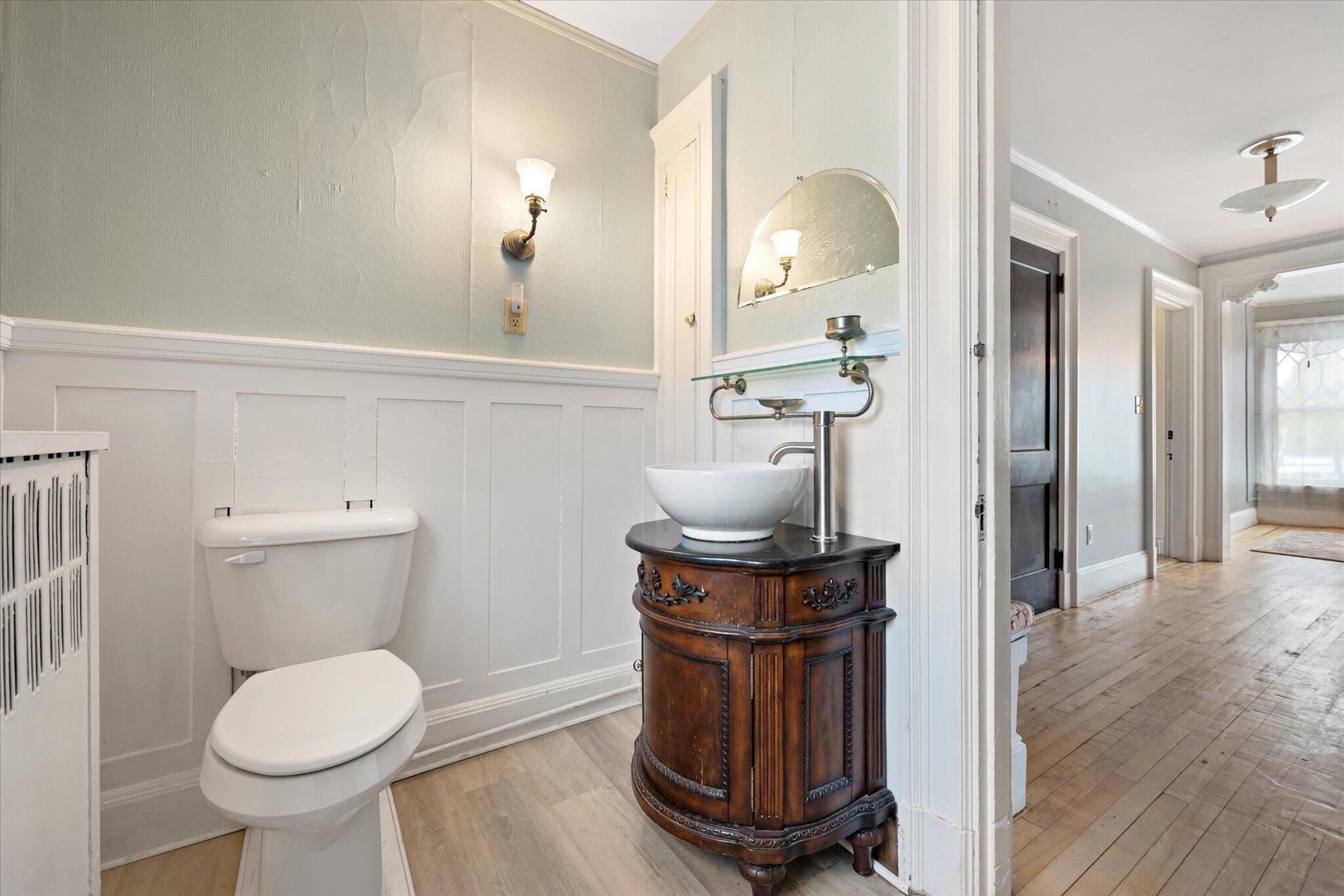 340 State Street Bangor, ME 04401 - Photo 42 of 71 48-Second Floor Full Bathroom