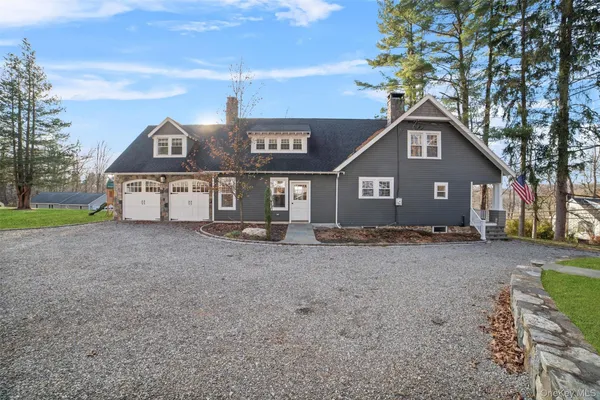 $960,000 | 14 Mark Mead Road, Cross River, NY 10518