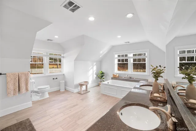 $950,000 | 14 Mark Mead Road, Cross River, NY 10518