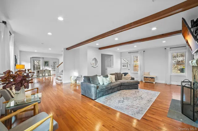 $950,000 | 14 Mark Mead Road, Cross River, NY 10518