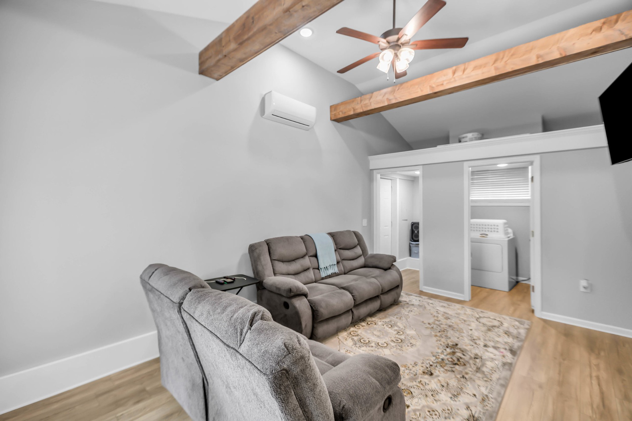 105 Jerry Street Portland, TN 37148 - Photo 26 of 40 a living room with furniture and a rug