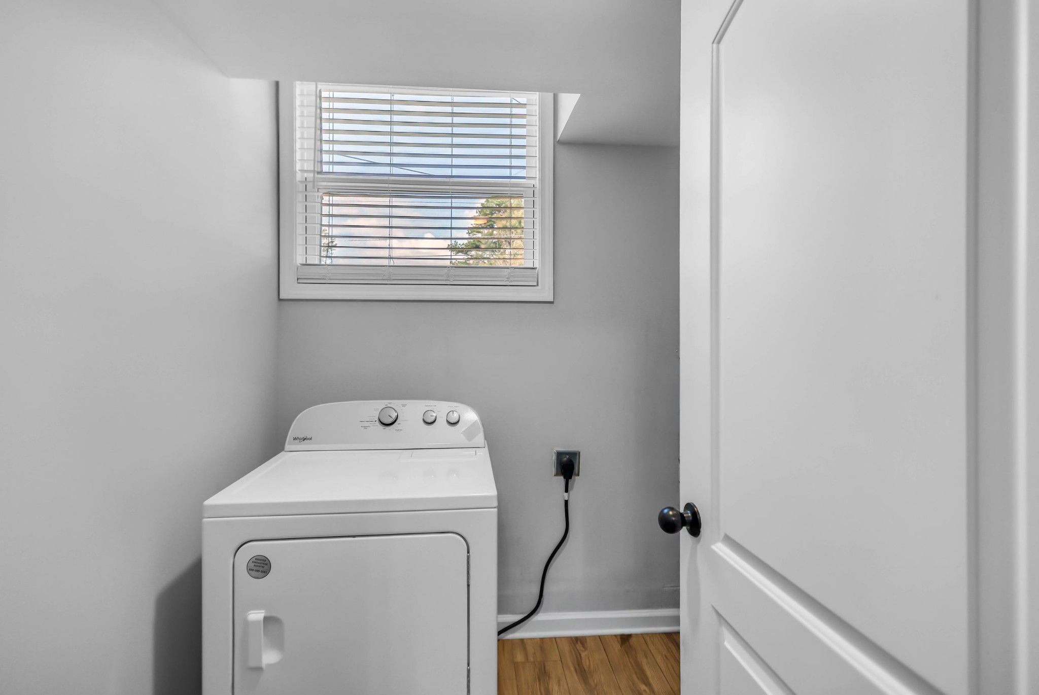 105 Jerry Street Portland, TN 37148 - Photo 31 of 40 a utility room with dryer and washer