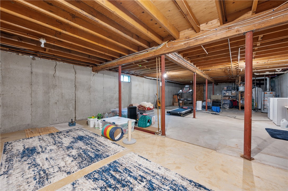 84 Rowe Avenue Pawtucket, RI 02861 - Photo 16 of 20 Gallery Image 16