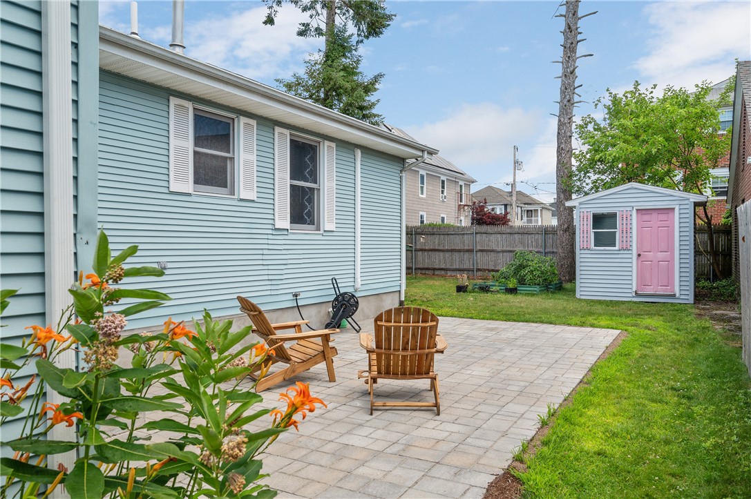 84 Rowe Avenue Pawtucket, RI 02861 - Photo 19 of 20 Gallery Image 19