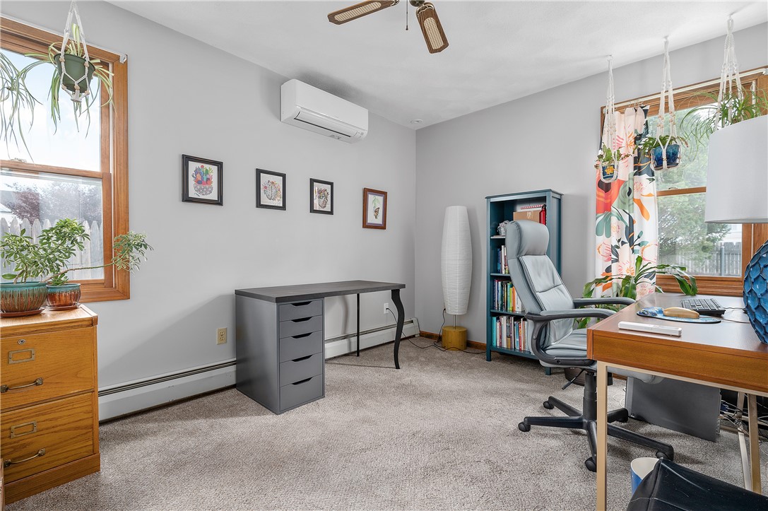 84 Rowe Avenue Pawtucket, RI 02861 - Photo 10 of 20 Gallery Image 10