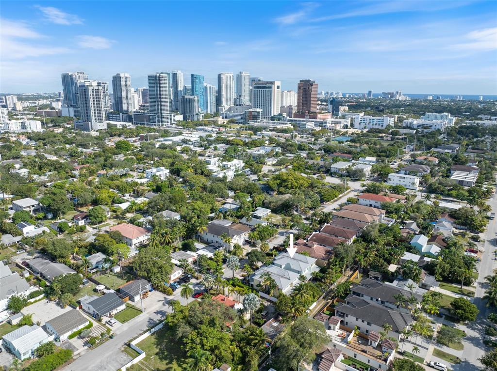 518 Southwest 9th Street, Unit 518 Fort Lauderdale, FL 33315 - Photo 2 of 29 a view of a city
