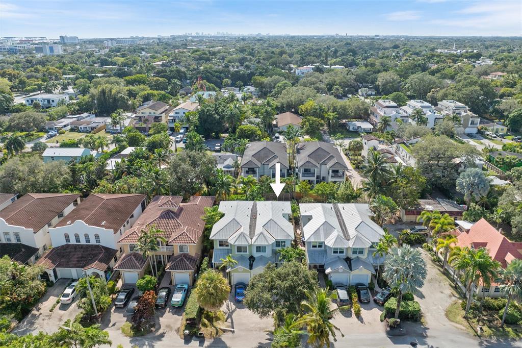 518 Southwest 9th Street, Unit 518 Fort Lauderdale, FL 33315 - Photo 27 of 29 an aerial view of multiple house