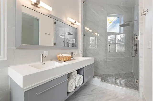 $825,000 | 518 Southwest 9th Street, Unit 518, Fort Lauderdale, FL 33315