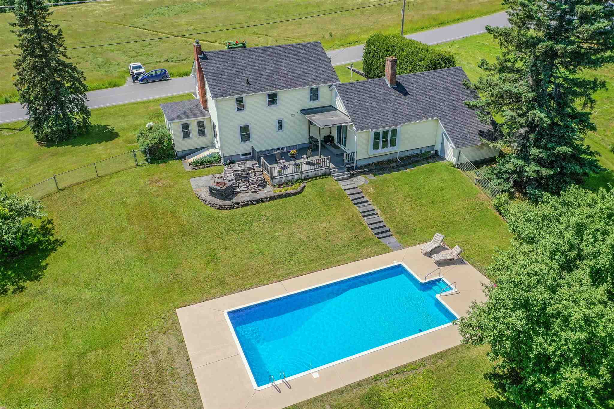 79 Bridge Street Barre Town, VT 05641 - Photo 3 of 40