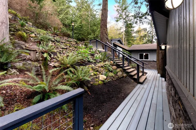 $1,550,000 | 455 Mineral Point Road, Friday Harbor, WA 98250