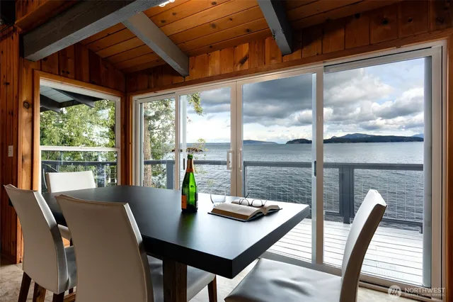 $1,550,000 | 455 Mineral Point Road, Friday Harbor, WA 98250