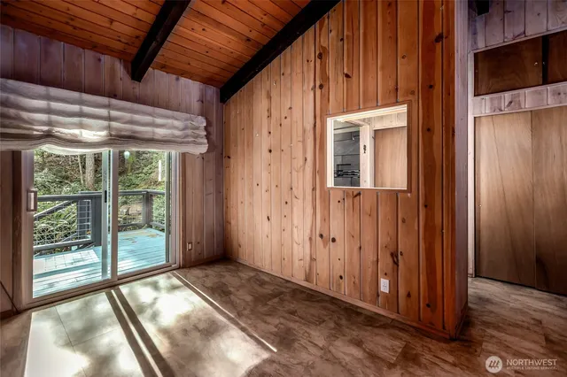 $1,550,000 | 455 Mineral Point Road, Friday Harbor, WA 98250