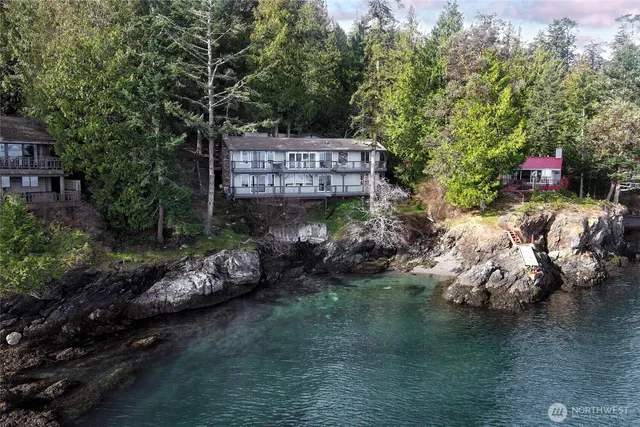 $1,550,000 | 455 Mineral Point Road, Friday Harbor, WA 98250