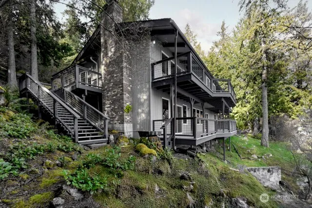 $1,550,000 | 455 Mineral Point Road, Friday Harbor, WA 98250