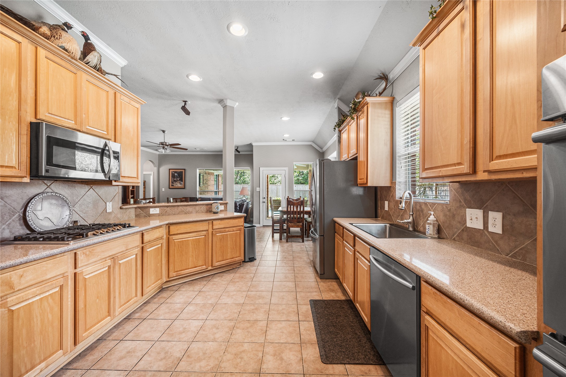 6515 Greencreek Meadows Lane Spring, TX 77379 - Photo 23 of 49