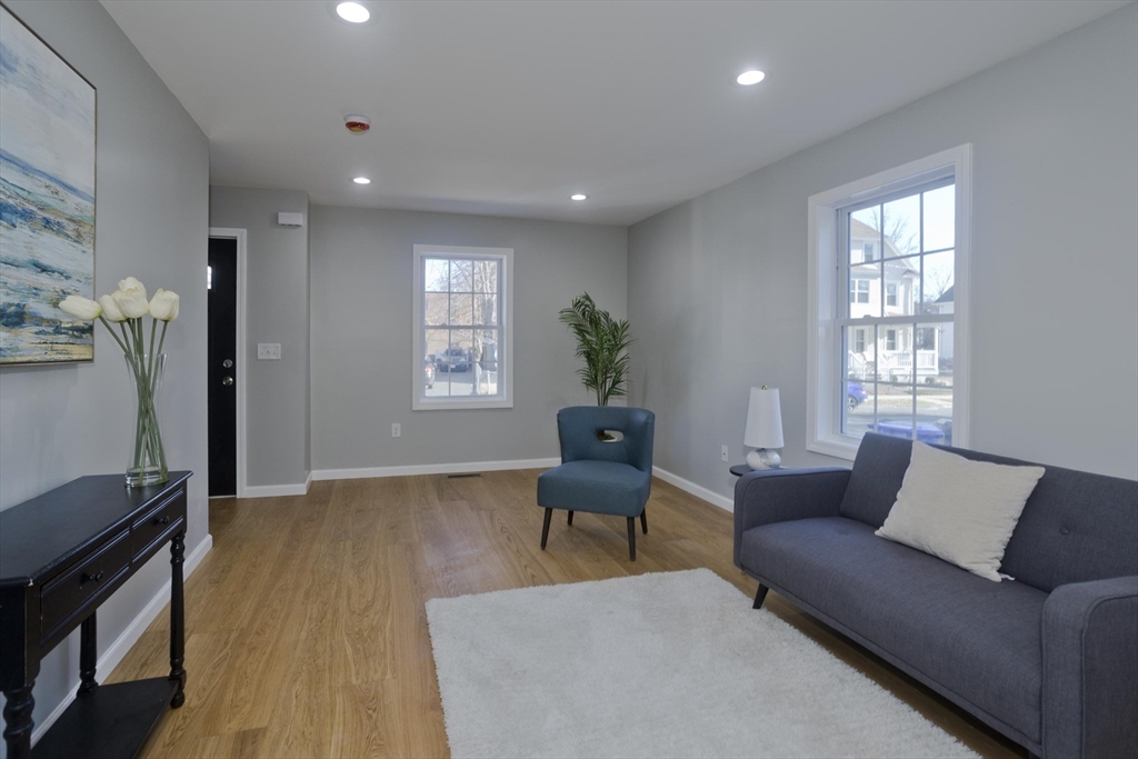 16-20 Cambridge Street Springfield, MA 01109 - Photo 12 of 29