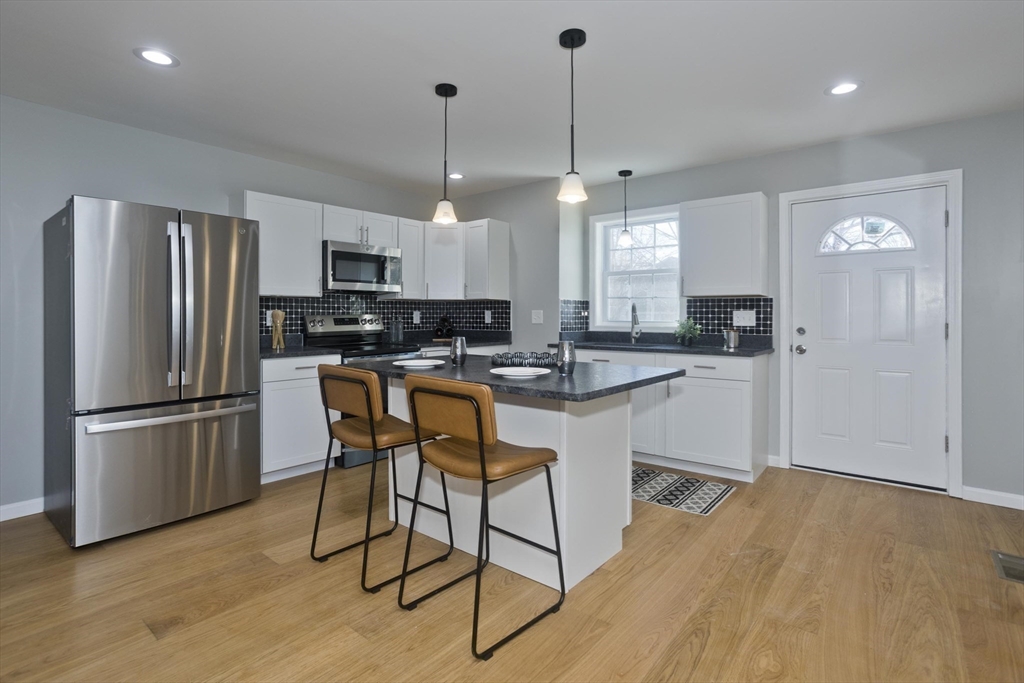 16-20 Cambridge Street Springfield, MA 01109 - Photo 23 of 29